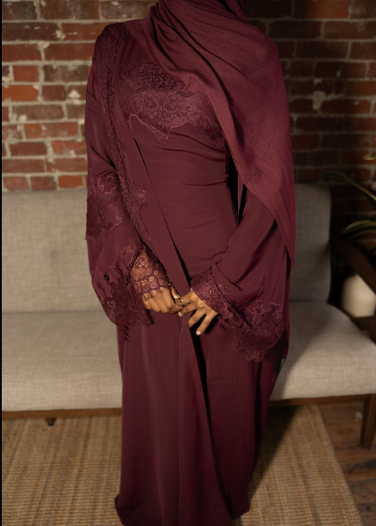 Burgundy Lace (preorder)